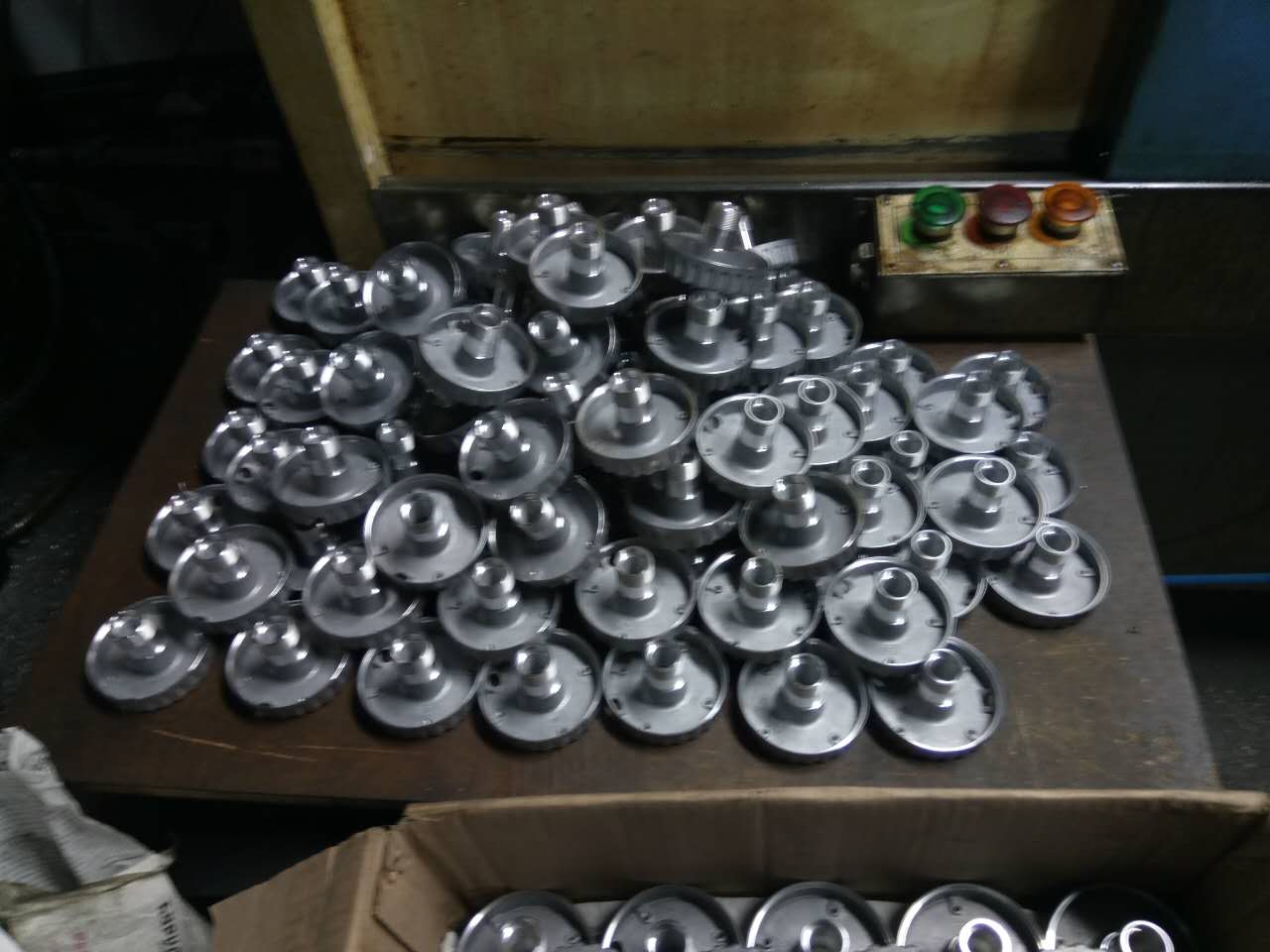 生產(chǎn)的零件——CK6146D-Y∠30斜床身車銑復(fù)合機(jī)(46刀塔+帶Y軸+4側(cè)動力頭+4端動力頭) —高配置