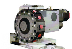 采用臺灣六鑫八工位液壓旋轉(zhuǎn)刀塔，定位精度高、故障率低、換刀快，就近換刀。