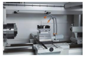 6150內(nèi)部結(jié)構(gòu) 機床的床身、床頭箱、床鞍、尾座