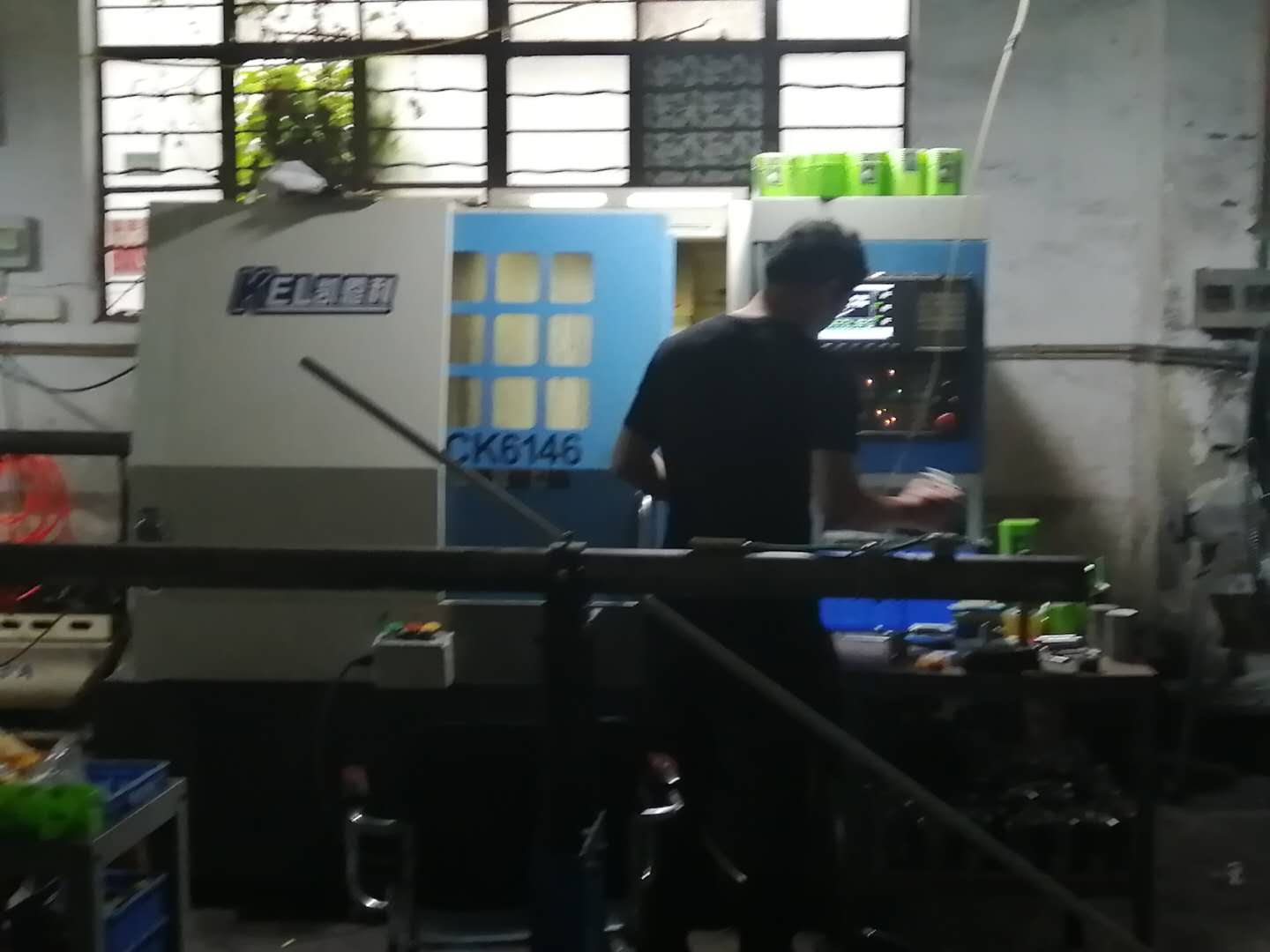  石老板使用凱恩利數(shù)控車(chē)床加工產(chǎn)品中