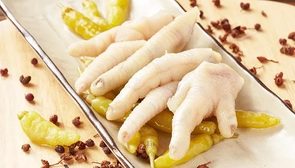 產(chǎn)品單一、股東繁雜、食安隱患，“鳳爪第一股”能順利IPO嗎？