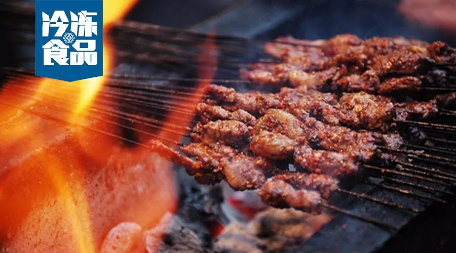 燒烤市場(chǎng)這三個(gè)新現(xiàn)象，透露了這個(gè)爆發(fā)市場(chǎng)下的新商機(jī)！