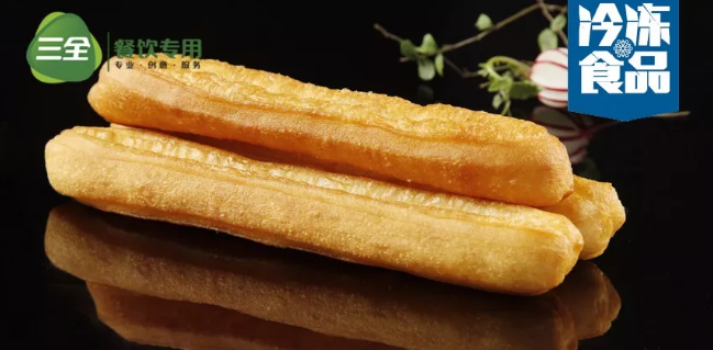 表皮酥脆，內(nèi)有肉感，三全餐飲憑什么敢定義大油條口感標(biāo)準(zhǔn)？