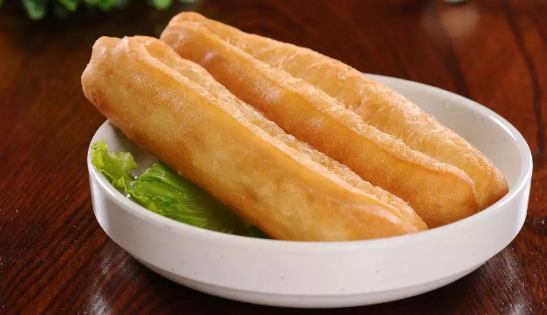 又出事了！油條“鋁”禁不止，速凍油條能否破局？