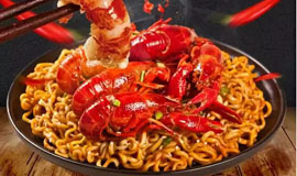 小龍蝦拌面、麻糬Q米撈面……面食圈正流行這些味兒