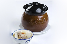  前十個(gè)月銷(xiāo)量超去年全年，這家企業(yè)靠“瓦罐魚(yú)”逆襲！怎么做到的？