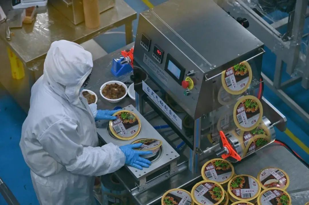 1677637818116933.jpg 1677637818116933.jpg