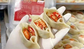 自帶流量、供不應(yīng)求，網(wǎng)紅“開(kāi)口笑”龍蝦鍋貼能“笑”多久？