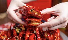 小龍蝦產(chǎn)業(yè)進入“拐點”：從餐飲轉(zhuǎn)向預(yù)制菜？