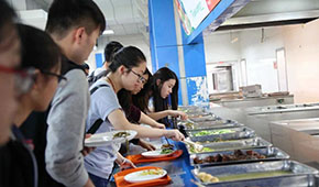 開工開學季，廠商發(fā)力團餐渠道，“預制菜風波”還有影響嗎？